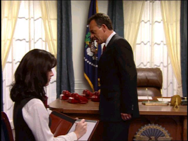 Ray Wise pacing around the Oval Office in a Red Alert 2 cutscene. Screenshot via MobyGames.